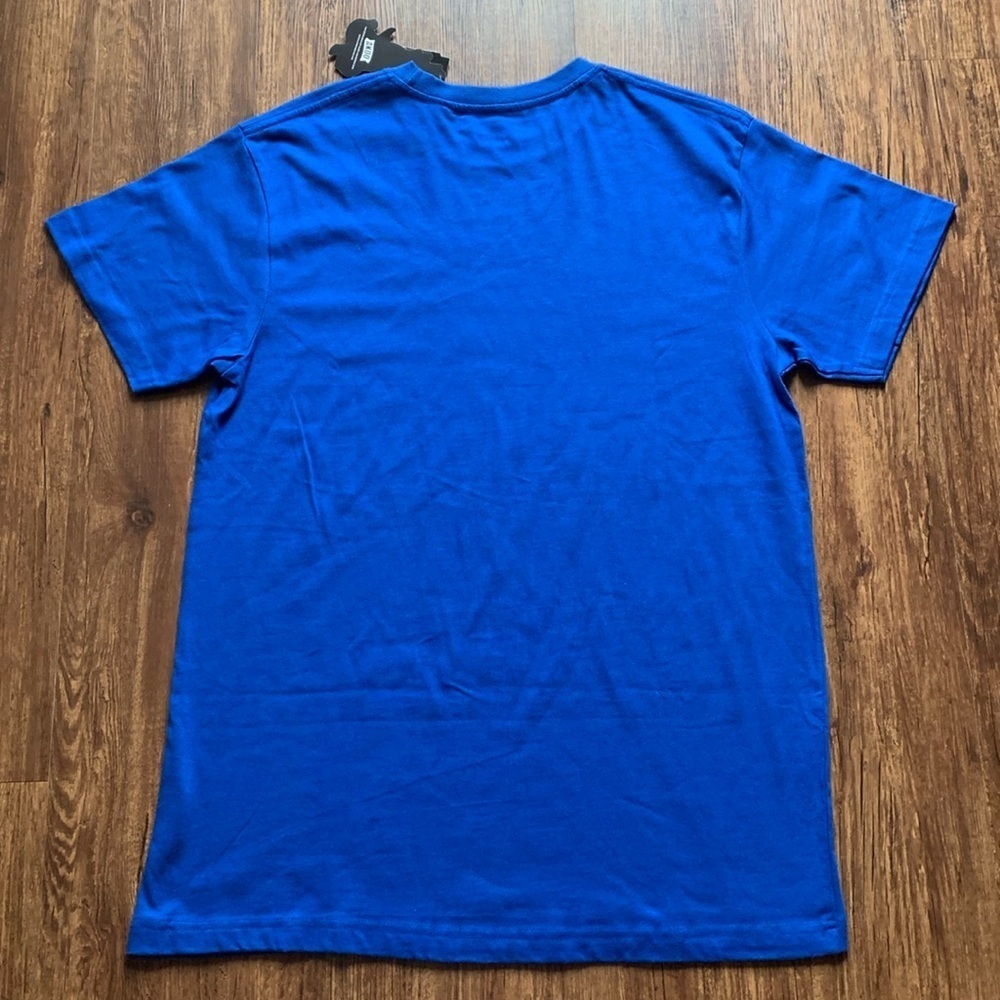 AKOO Men’s Graphic T-Shirt A King Short Sleeve Cotton Tee Blue Large NWT - Picture 4 of 8